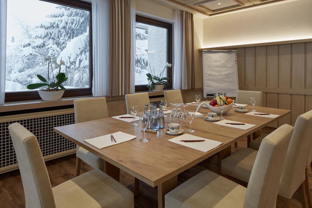 Hotel Konradshof Seewald エクステリア 写真